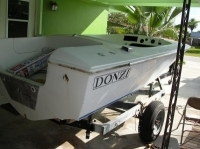 Donzi sweet 16 1976 complete boat restoration. Before