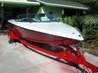 Pro Ski Boat gel coat flake red